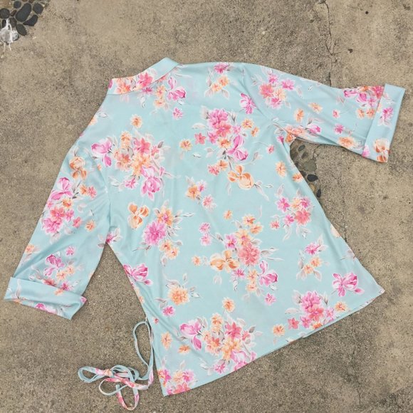 Sweet Pastel Floral Blouse - Picture 7 of 8